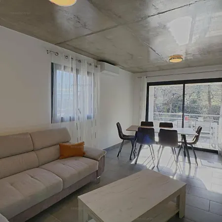 Appartement Ajaccio, 5 Pieces, 8 Personnes - Fr-1-61-495 Апартаменты Аяччо